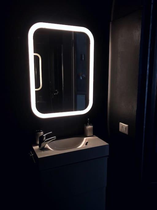 شقة Brera Luxury Cozy Flat! ميلان المظهر الخارجي الصورة